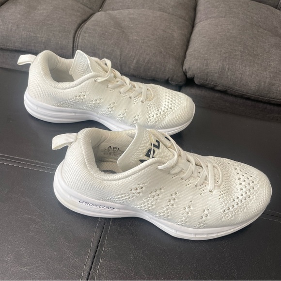 APL TECHLOOM PRO SNEAKERS White/off White Womens 6.5 - Picture 3 of 9